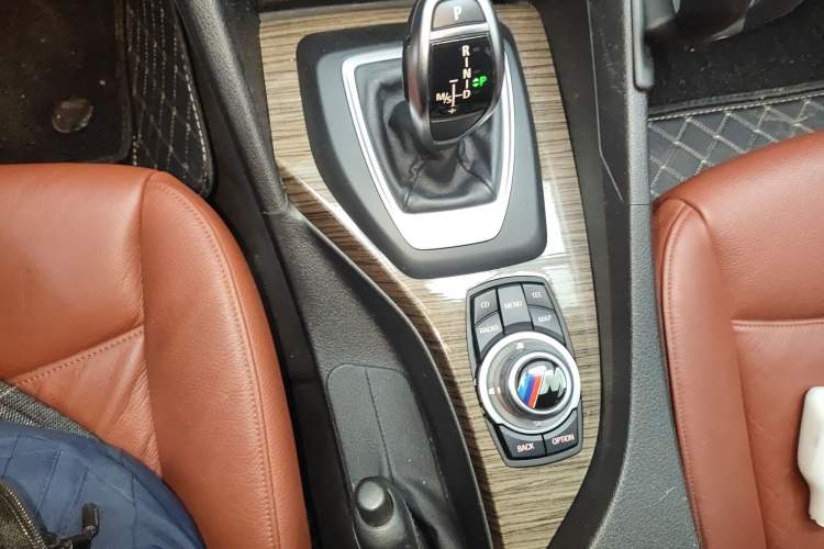 Used BMW X1 2012 xDrive28i Gear Lever
