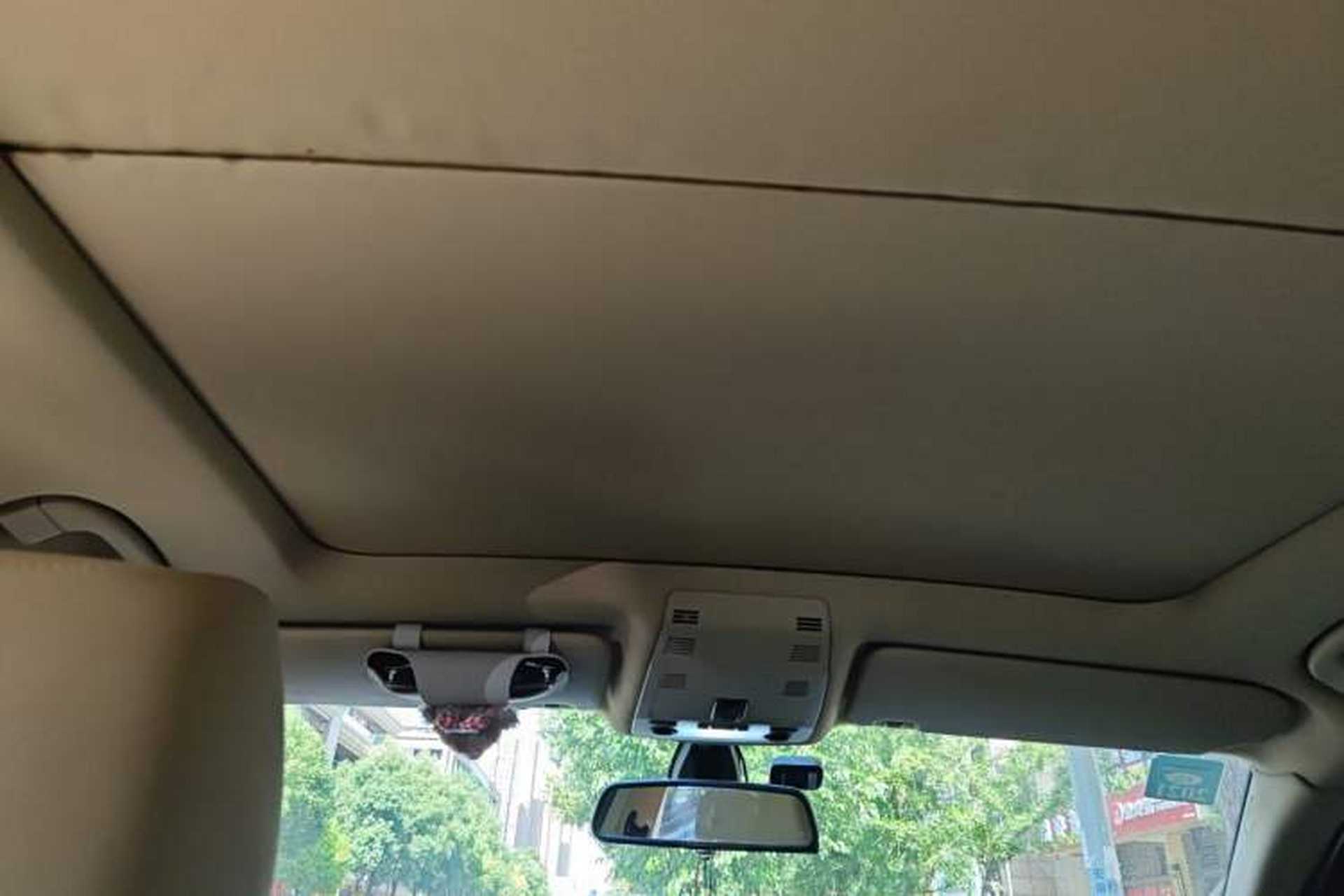 Used BMW X1 2012 sDrive18i Luxury Model Headliner