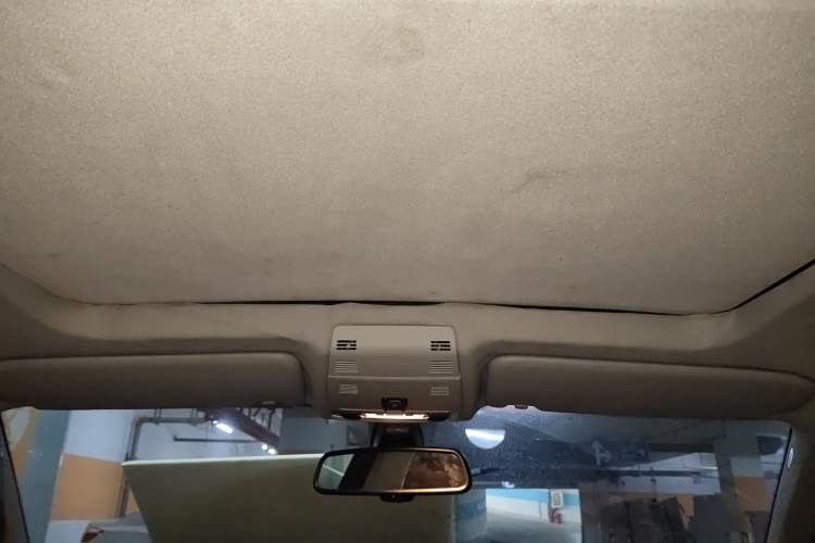 Used BMW X1 2012 xDrive28i Headliner