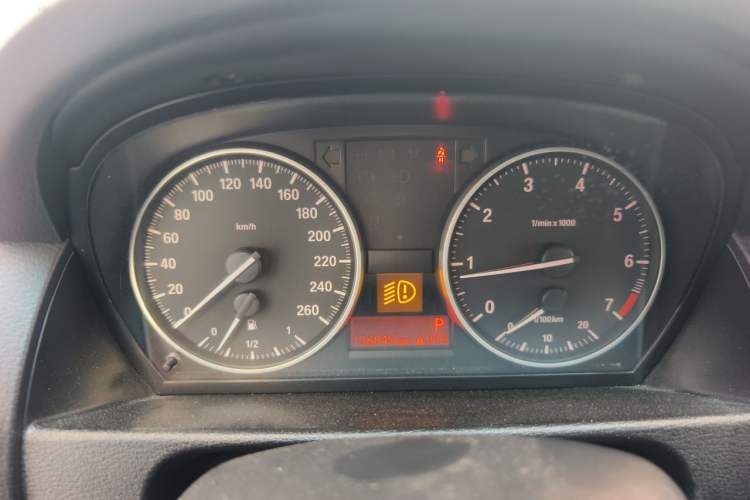 Used BMW X1 2012 sDrive18i Fashion Model Instrument Cluster