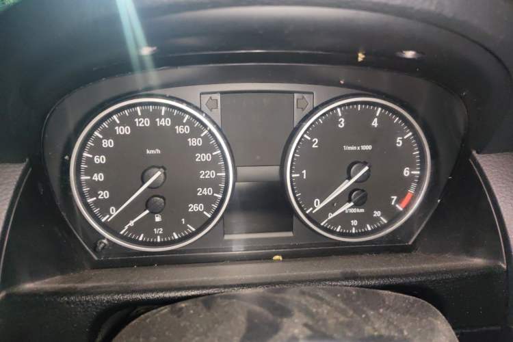 Used BMW X1 2012 sDrive18i Luxury Edition Instrument Cluster
