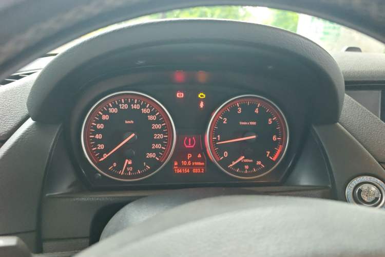 Used BMW X1 2012 sDrive18i Luxury Edition Instrument Cluster