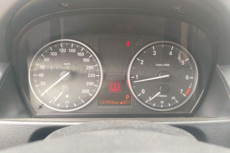 Used BMW X1 2012 sDrive18i Fashion Model Instrument Cluster