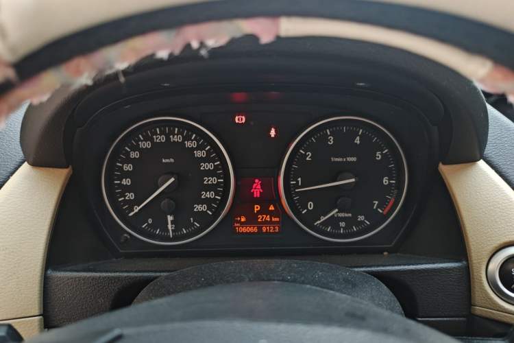 Used BMW X1 2012 sDrive18i Luxury Model Instrument Cluster