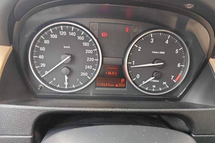 Used BMW X1 2012 sDrive18i Luxury Edition Instrument Cluster