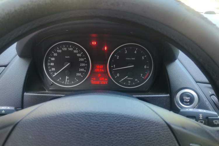 Used BMW X1 2012 sDrive18i Luxury Edition Instrument Cluster
