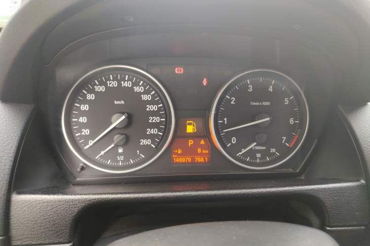 Used BMW X1 2012 xDrive20i Luxury Model Instrument Cluster