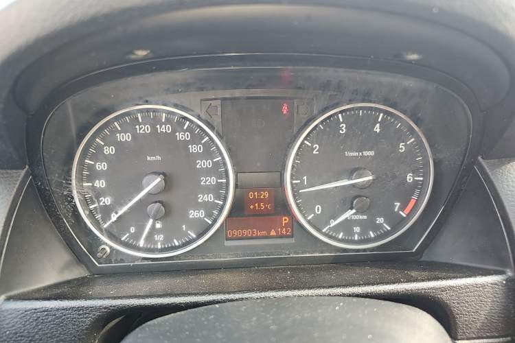 Used BMW X1 2012 sDrive18i Luxury Edition Instrument Cluster