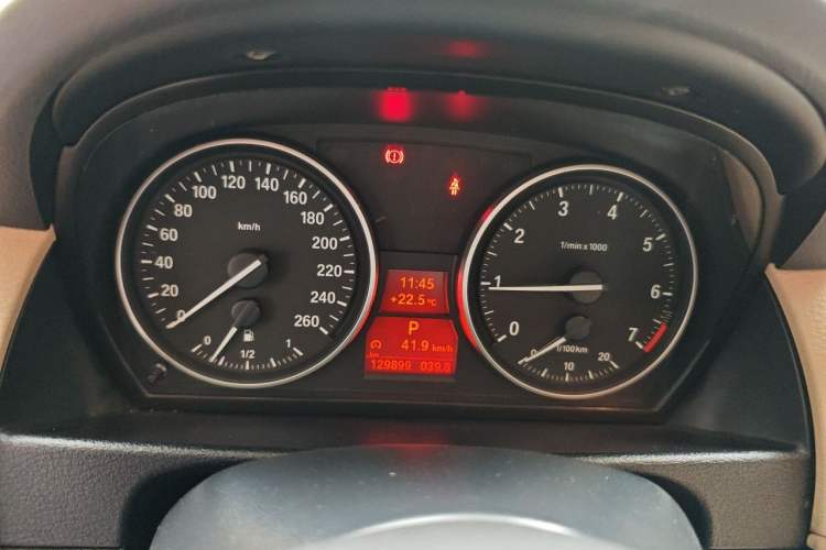 Used BMW X1 2012 xDrive20i Instrument Cluster