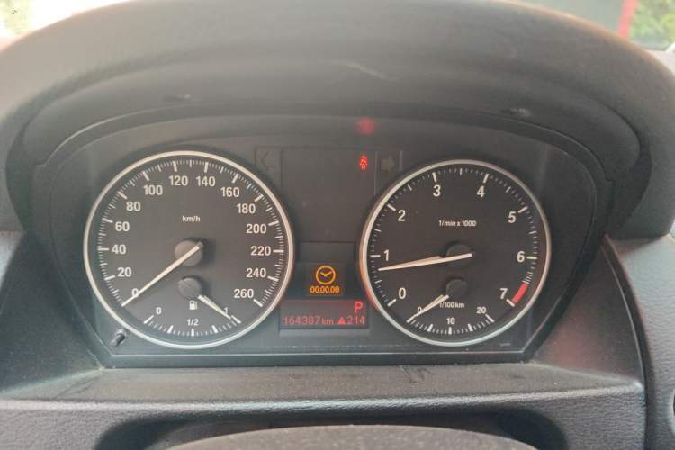 Used BMW X1 2012 sDrive18i Luxury Edition Instrument Cluster