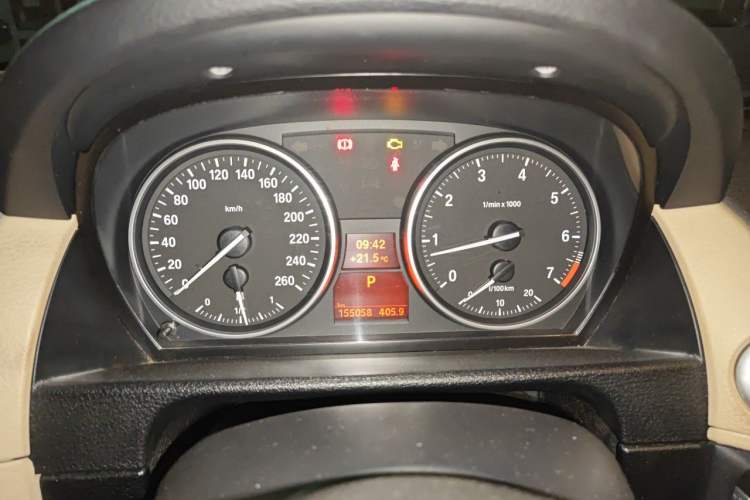Used BMW X1 2012 sDrive18i Luxury Edition Instrument Cluster