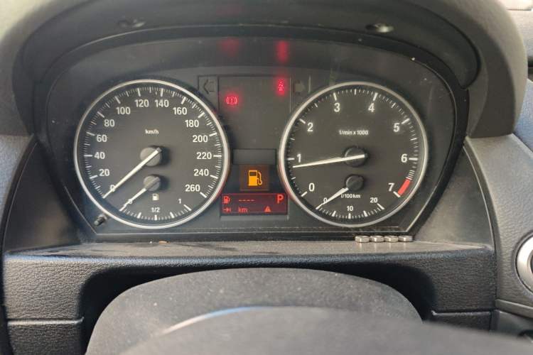Used BMW X1 2012 sDrive18i Luxury Model Instrument Cluster