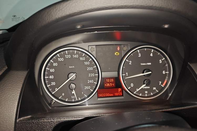 Used BMW X1 2012 sDrive18i Luxury Model Instrument Cluster