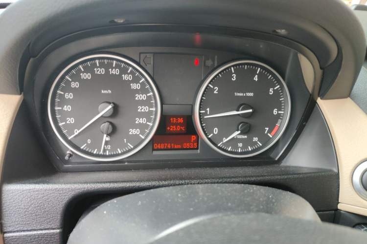 Used BMW X1 2012 sDrive18i Luxury Edition Instrument Cluster