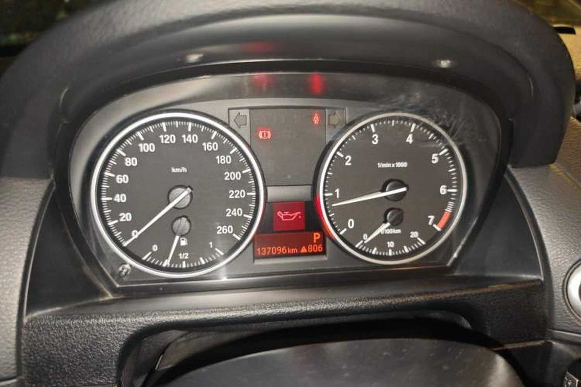 Used BMW X1 2012 sDrive18i Luxury Edition Instrument Cluster