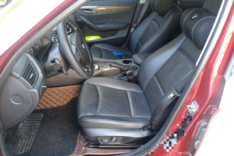Used BMW X1 2012 xDrive20i Left Front Seat