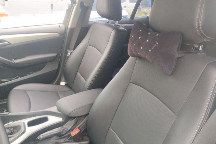 Used BMW X1 2012 sDrive18i Fashion Model Left Front Seat