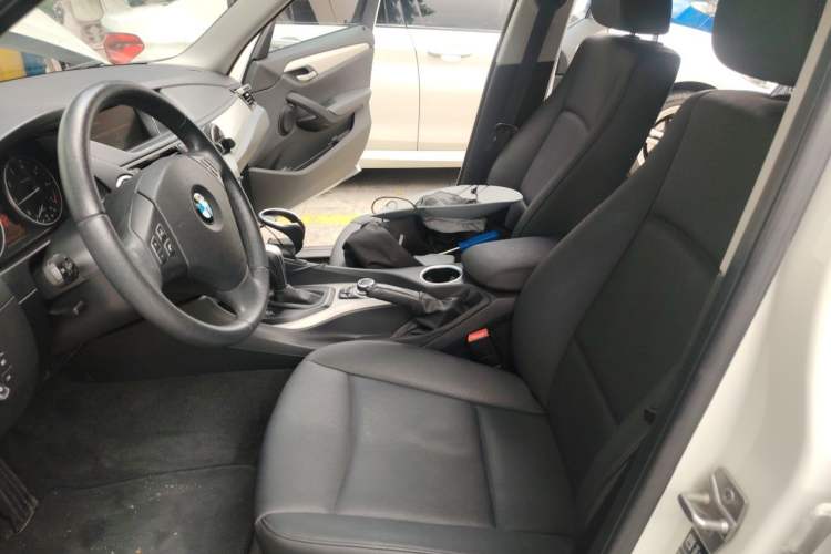 Used BMW X1 2012 sDrive18i Luxury Edition Left Front Seat
