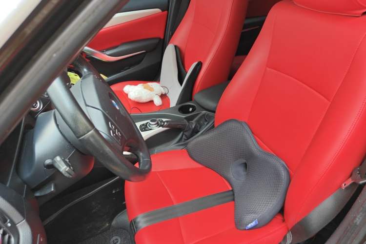 Used BMW X1 2012 sDrive18i Fashion Model Left Front Seat