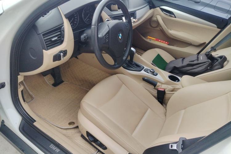 Used BMW X1 2012 sDrive18i Luxury Edition Left Front Seat
