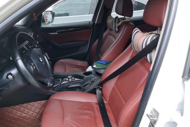 Used BMW X1 2012 sDrive18i Luxury Edition Left Front Seat