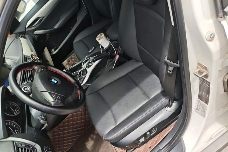 Used BMW X1 2012 sDrive18i Luxury Edition Left Front Seat