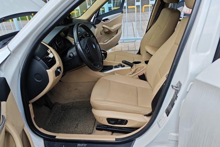 Used BMW X1 2012 sDrive18i Luxury Edition Left Front Seat