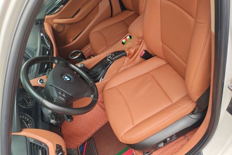 Used BMW X1 2012 sDrive18i Luxury Edition Left Front Seat