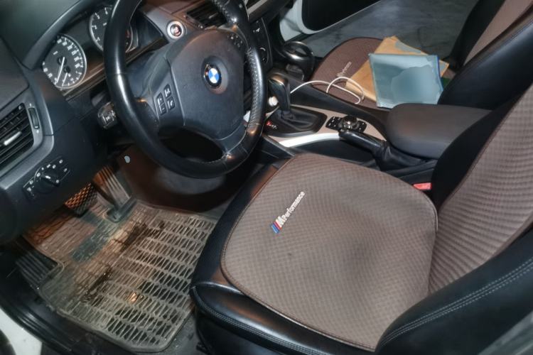 Used BMW X1 2012 sDrive18i Fashion Model Left Front Seat