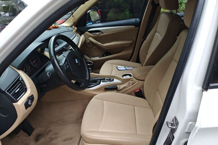 Used BMW X1 2012 sDrive18i Luxury Edition Left Front Seat