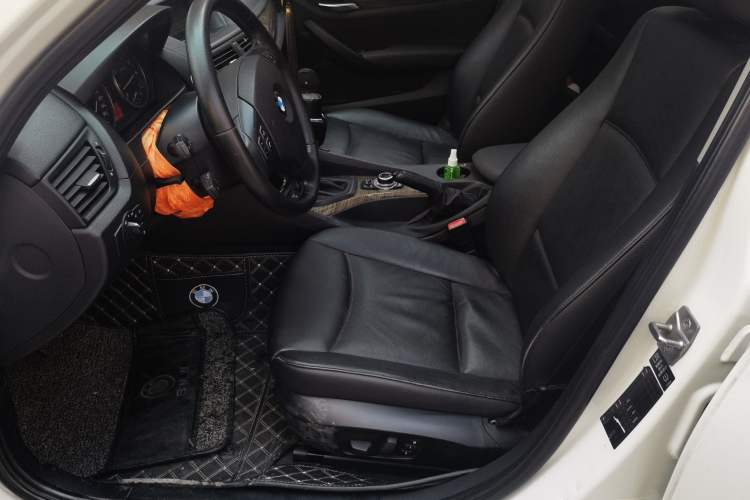 Used BMW X1 2012 sDrive18i Luxury Edition Left Front Seat