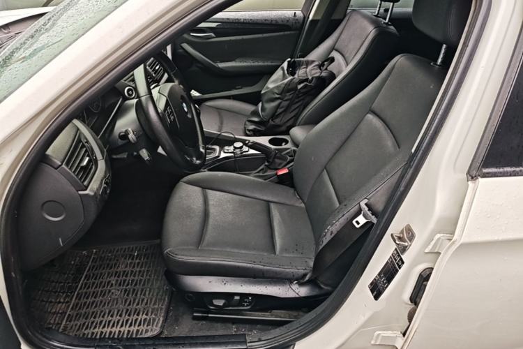 Used BMW X1 2012 sDrive18i Luxury Edition Left Front Seat