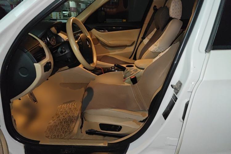 Used BMW X1 2012 sDrive18i Luxury Edition Left Front Seat