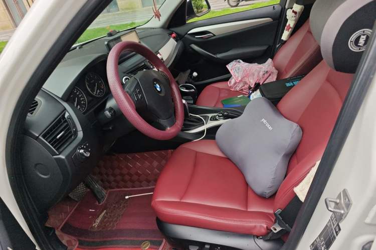 Used BMW X1 2012 sDrive18i Luxury Edition Left Front Seat