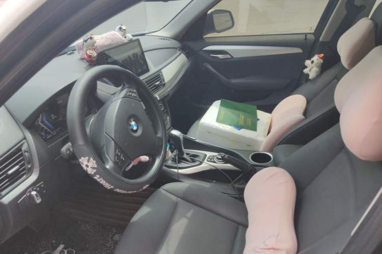 Used BMW X1 2012 sDrive18i Luxury Edition Left Front Seat