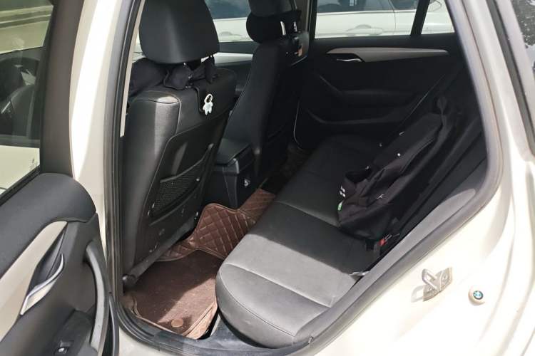 Used BMW X1 2012 sDrive18i Luxury Edition Left Rear Seat