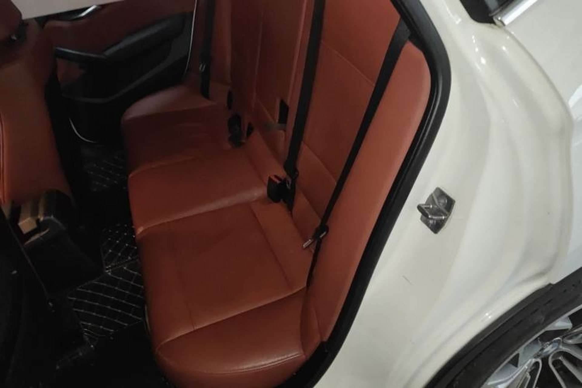 Used BMW X1 2012 xDrive28i Left Rear Seat