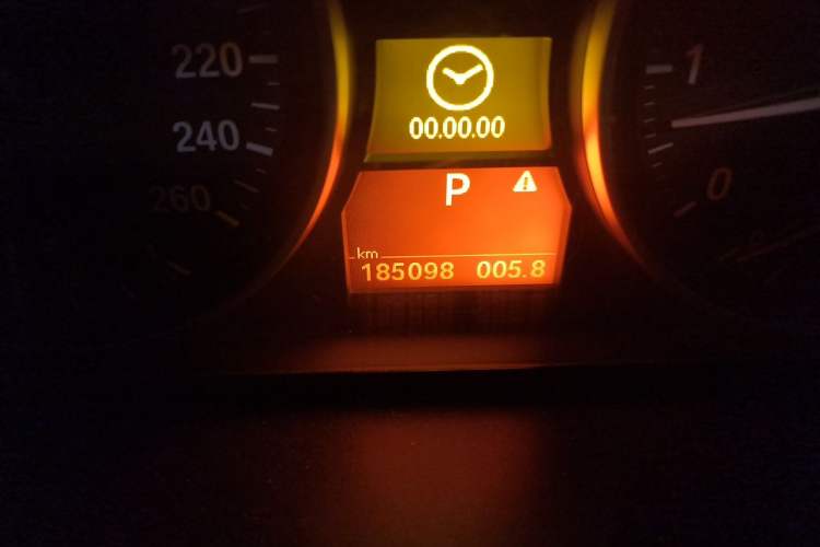 Used BMW X1 2012 sDrive18i Luxury Model Odometer Close Up
