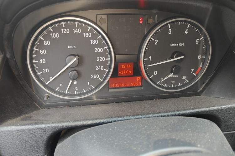 Used BMW X1 2012 sDrive20i Leading Model Odometer Close Up