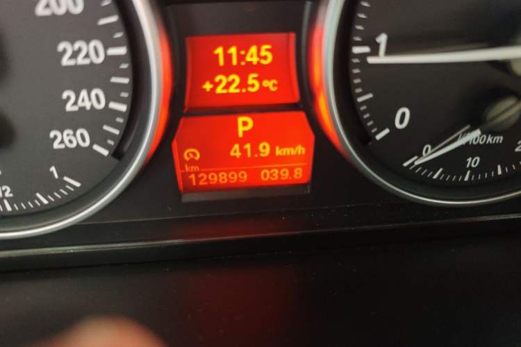 Used BMW X1 2012 xDrive20i Odometer Close Up