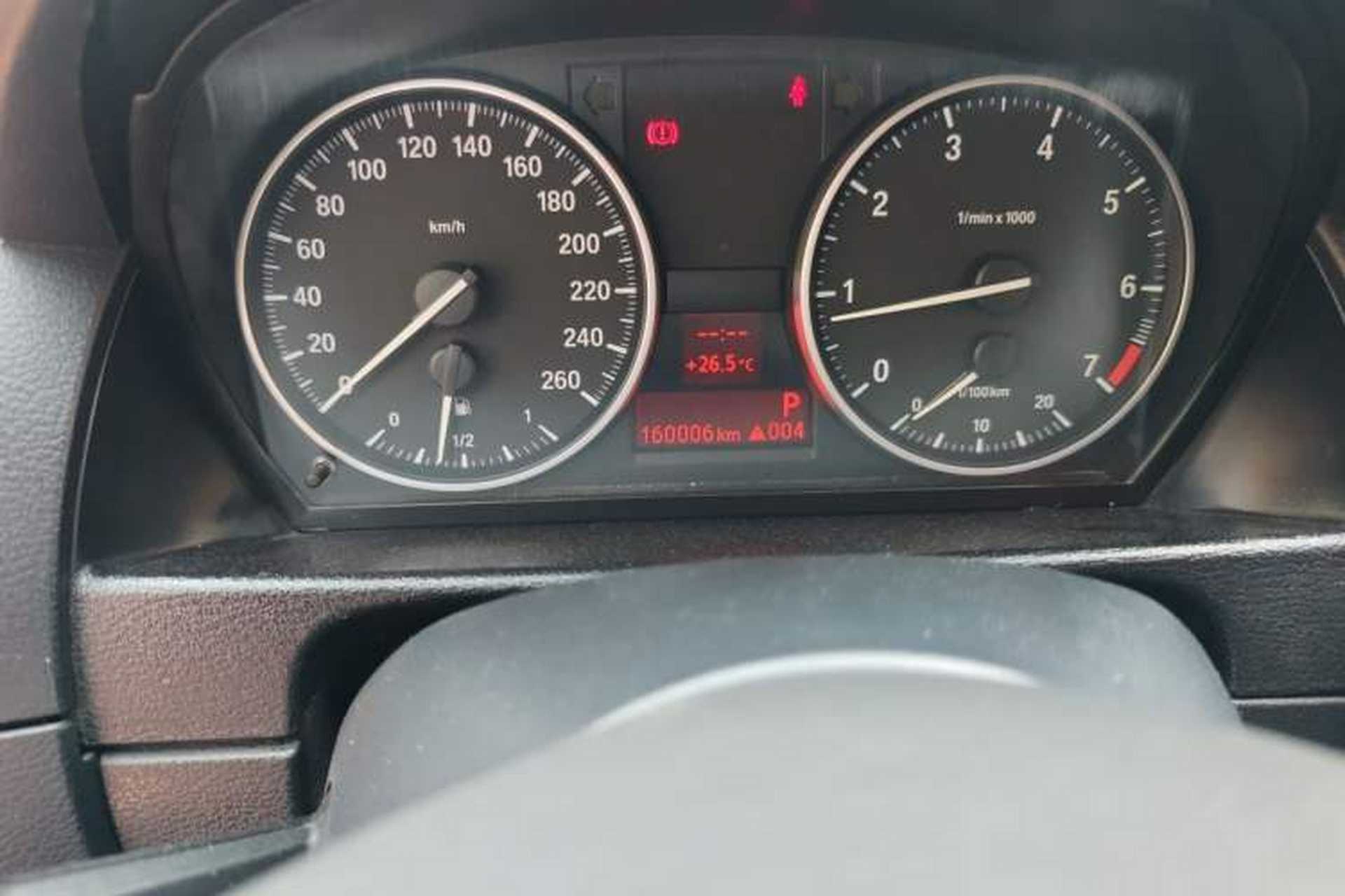 Used BMW X1 2012 sDrive18i Fashion Model Odometer Close Up