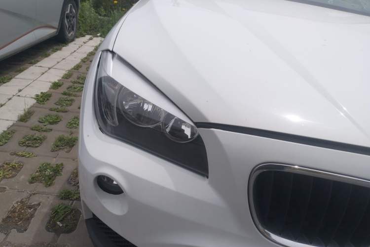 Used BMW X1 2012 sDrive18i Fashion Model Right Front Headlight
