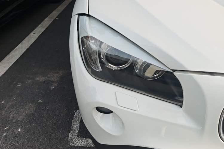 Used BMW X1 2012 sDrive18i Luxury Edition Right Front Headlight