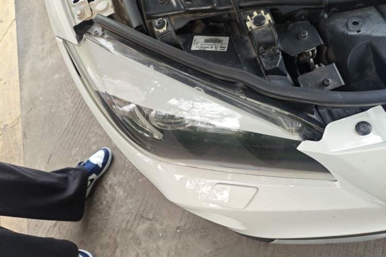 Used BMW X1 2012 sDrive18i Luxury Edition Right Front Headlight