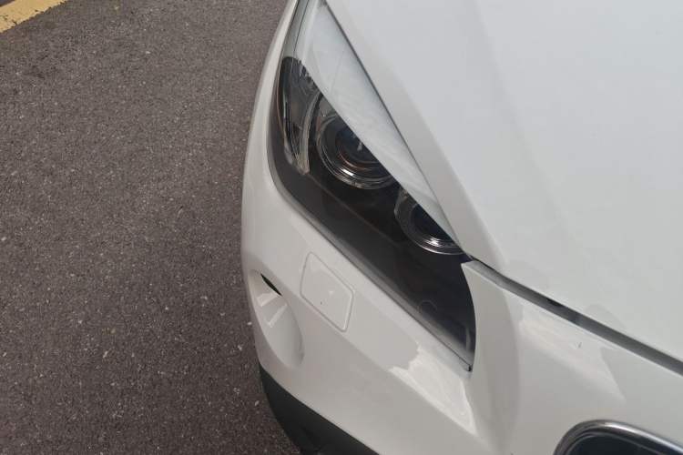 Used BMW X1 2012 xDrive20i Luxury Model Right Front Headlight