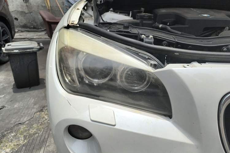 Used BMW X1 2012 xDrive20i Right Front Headlight