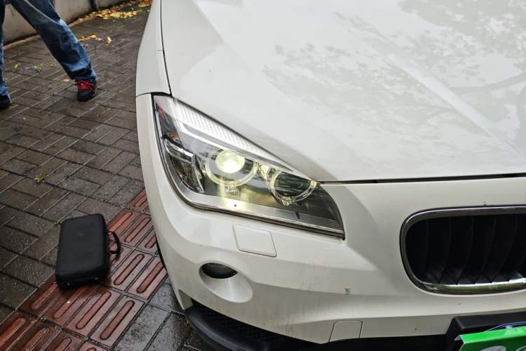 Used BMW X1 2012 sDrive18i Luxury Edition Right Front Headlight