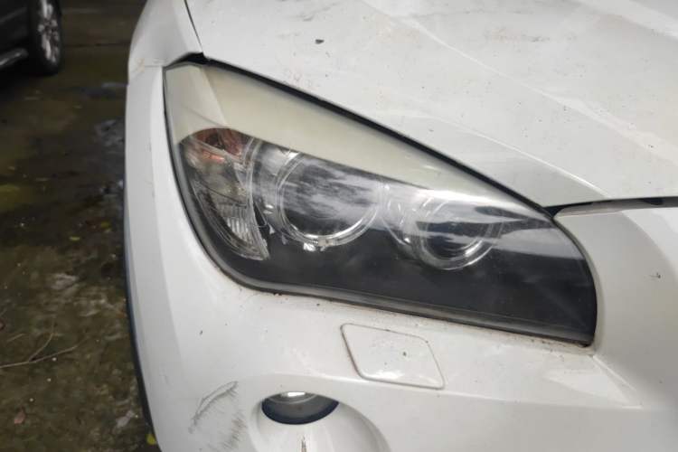 Used BMW X1 2012 sDrive18i Luxury Model Right Front Headlight