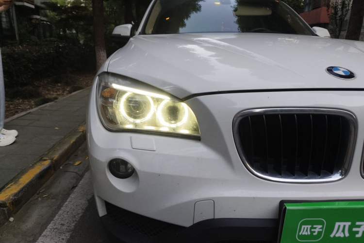 Used BMW X1 2012 sDrive18i Luxury Edition Right Front Headlight