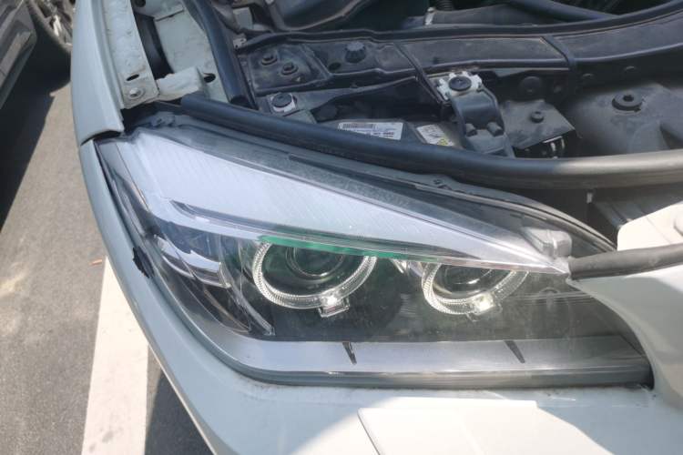 Used BMW X1 2012 sDrive18i Luxury Edition Right Front Headlight